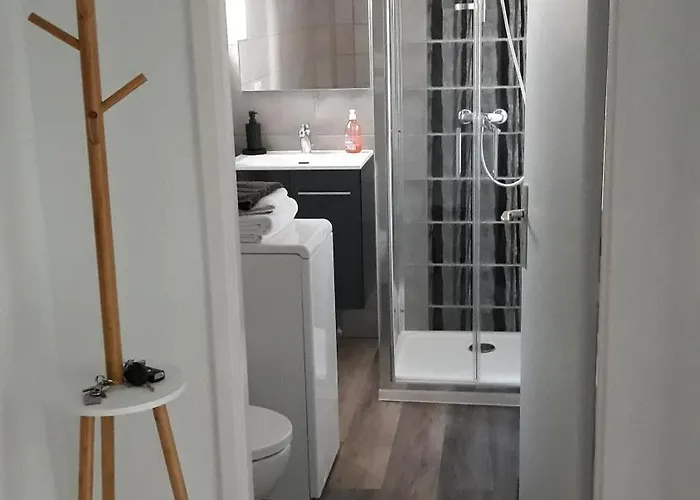 La Colonne אוברנאי